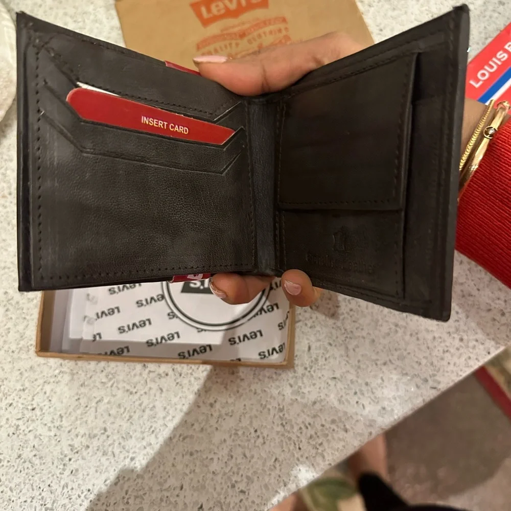 Levi's Black Money Clip Sleek Design